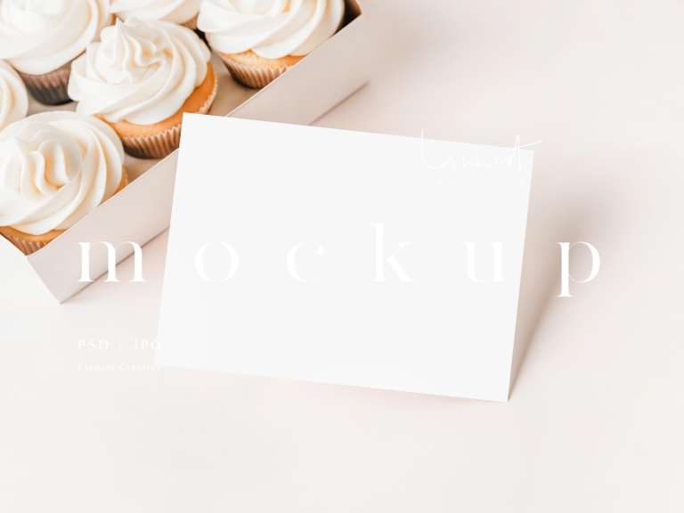 7×5 Horizontal Card Mockup